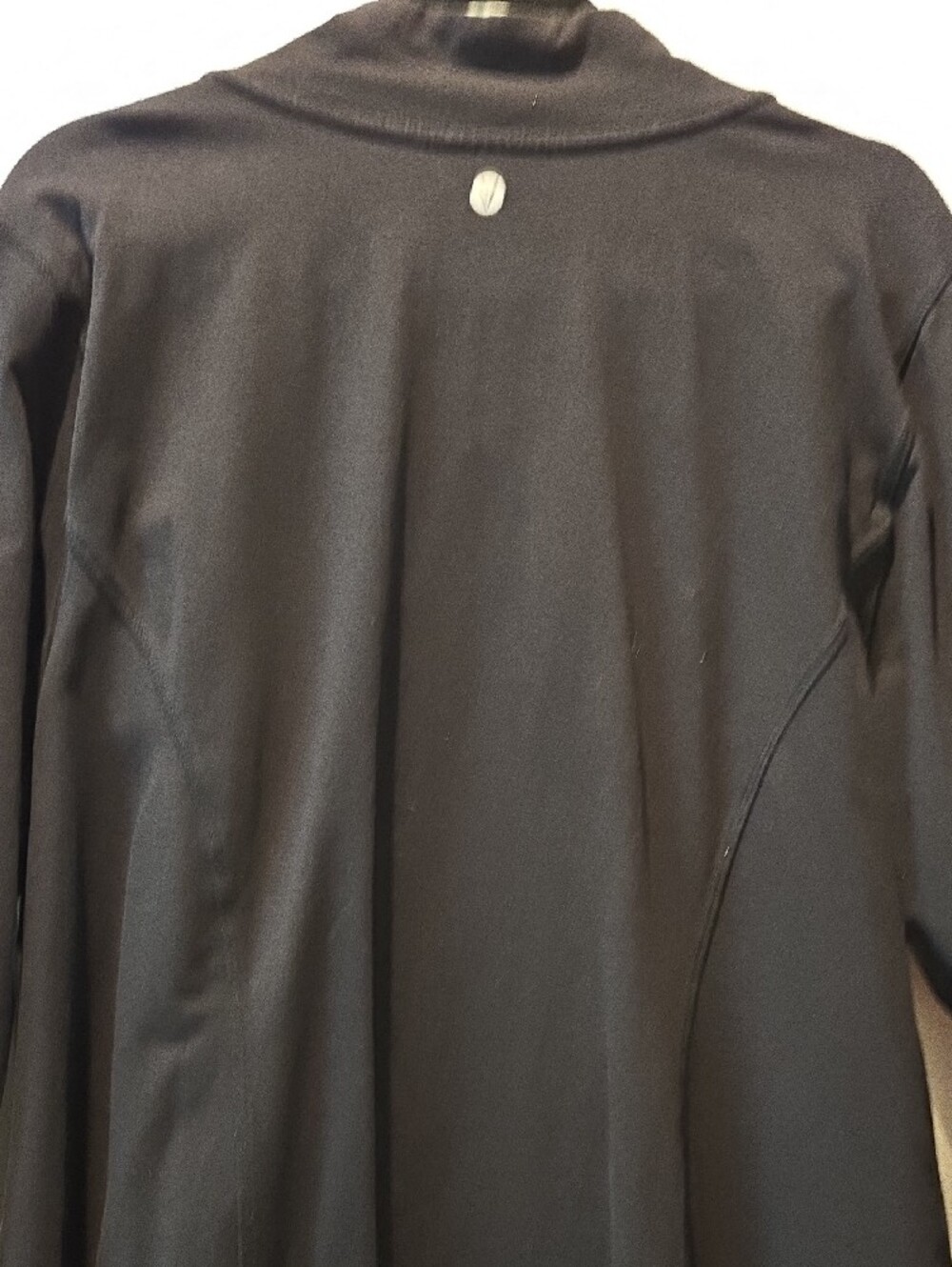Livi Active Black Logo Tee - Picture 5 of 7